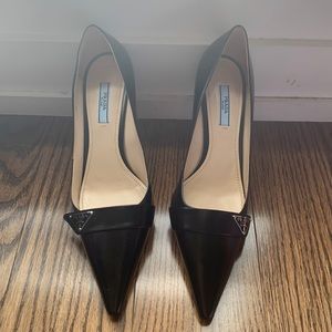 BNIB Prada kitten heels